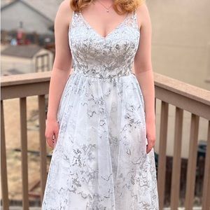 Absolutely beautiful, sparkling fairy princess formal gown!!!